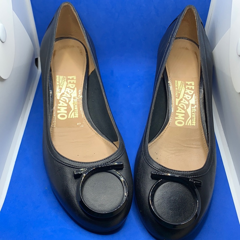 Salvatore Ferragamo Block heel pumps ‎ 👠 size 6 style # D823622 5D40